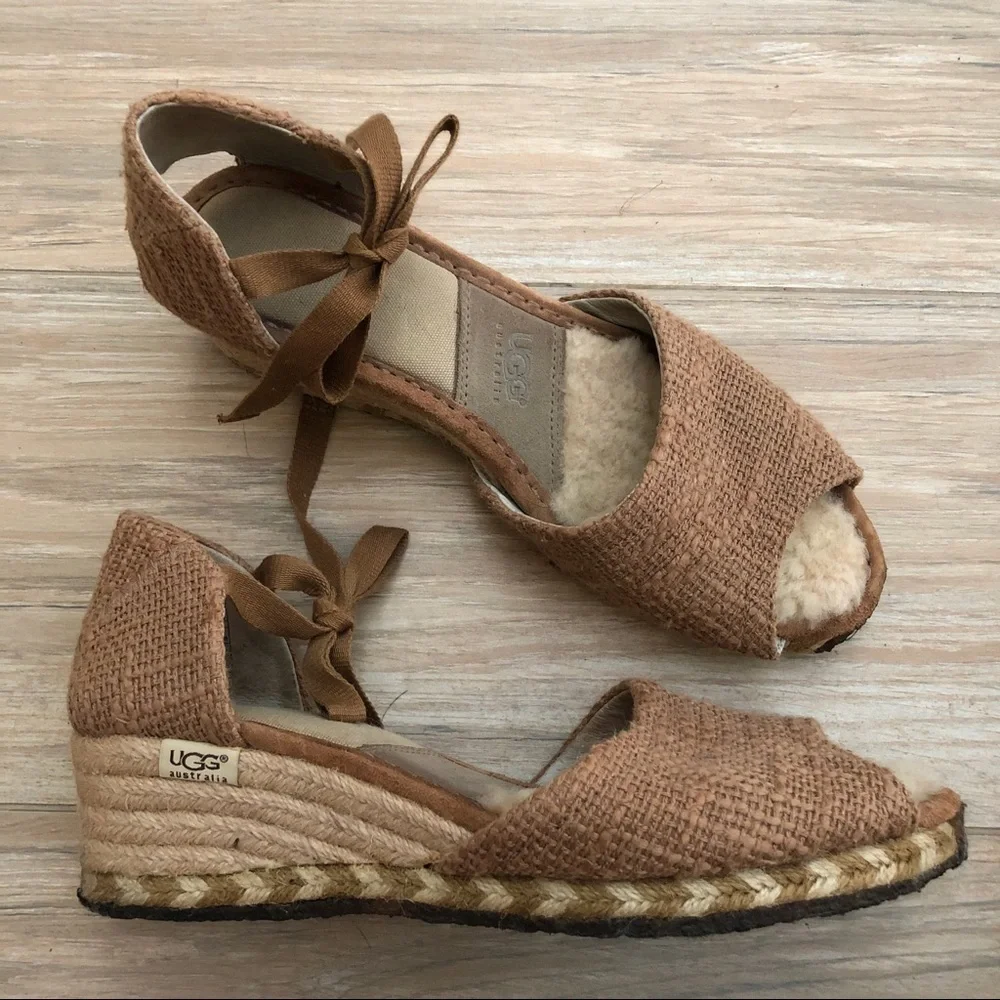 UGG Delmar Espadrille Size 10